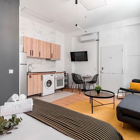 Charming Lucero Appartement Madrid Buitenkant foto