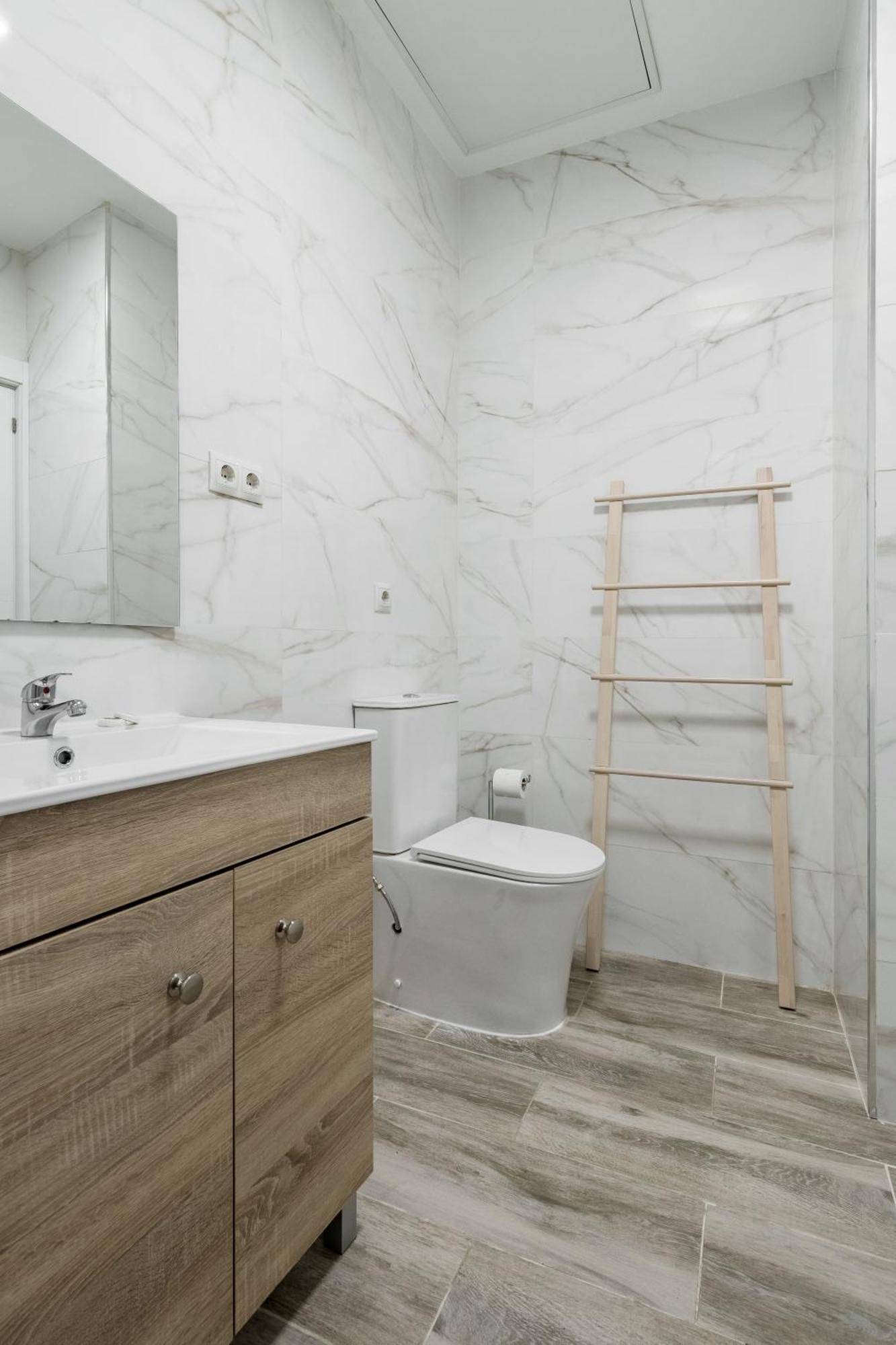Charming Lucero Appartement Madrid Buitenkant foto
