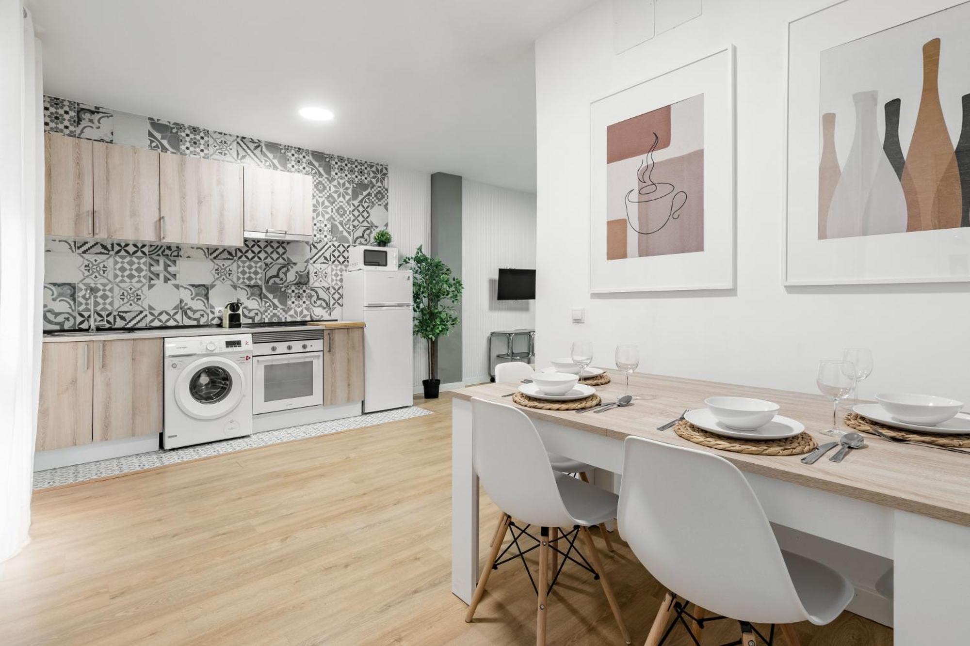 Charming Lucero Appartement Madrid Buitenkant foto