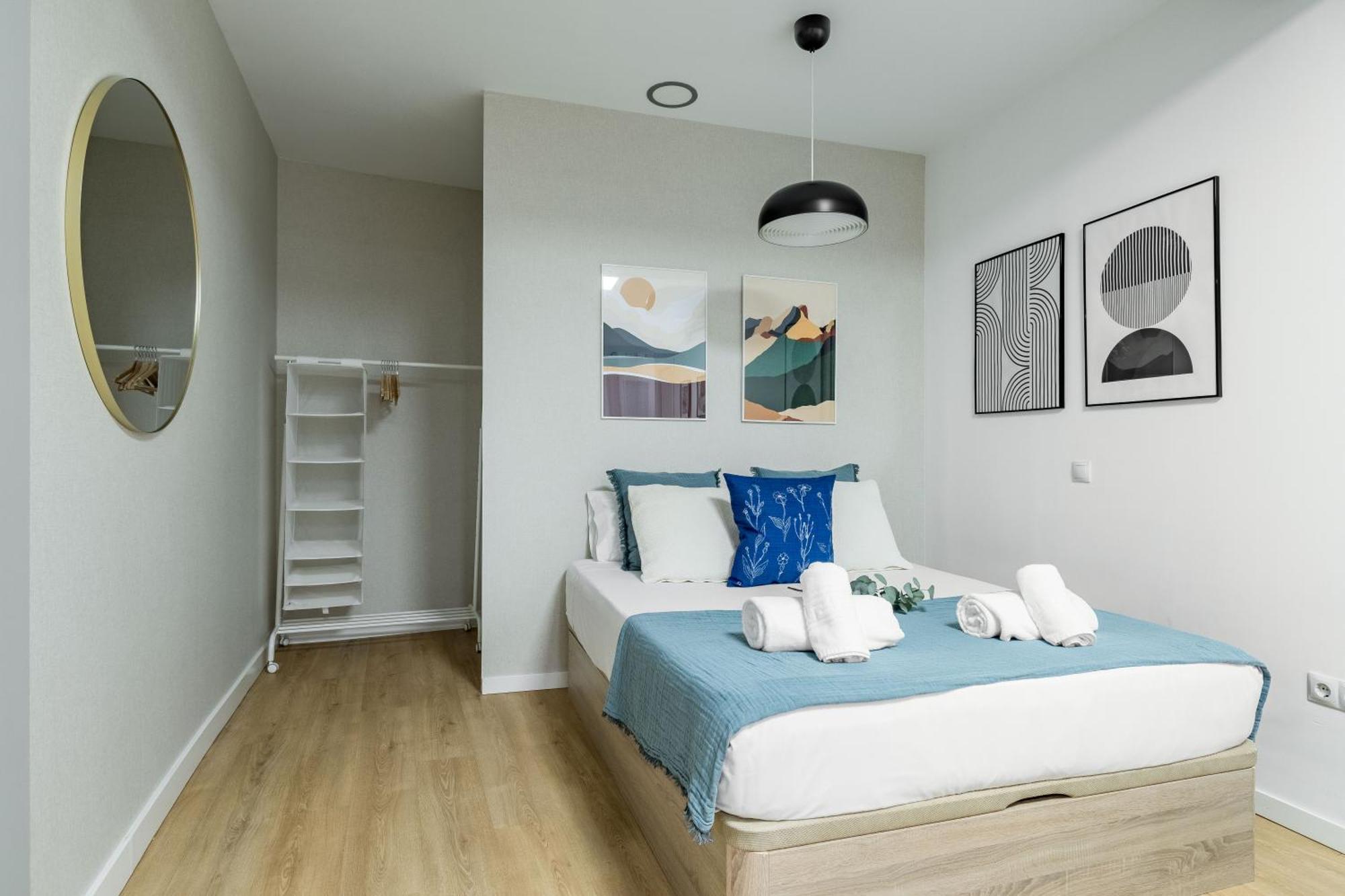 Charming Lucero Appartement Madrid Buitenkant foto