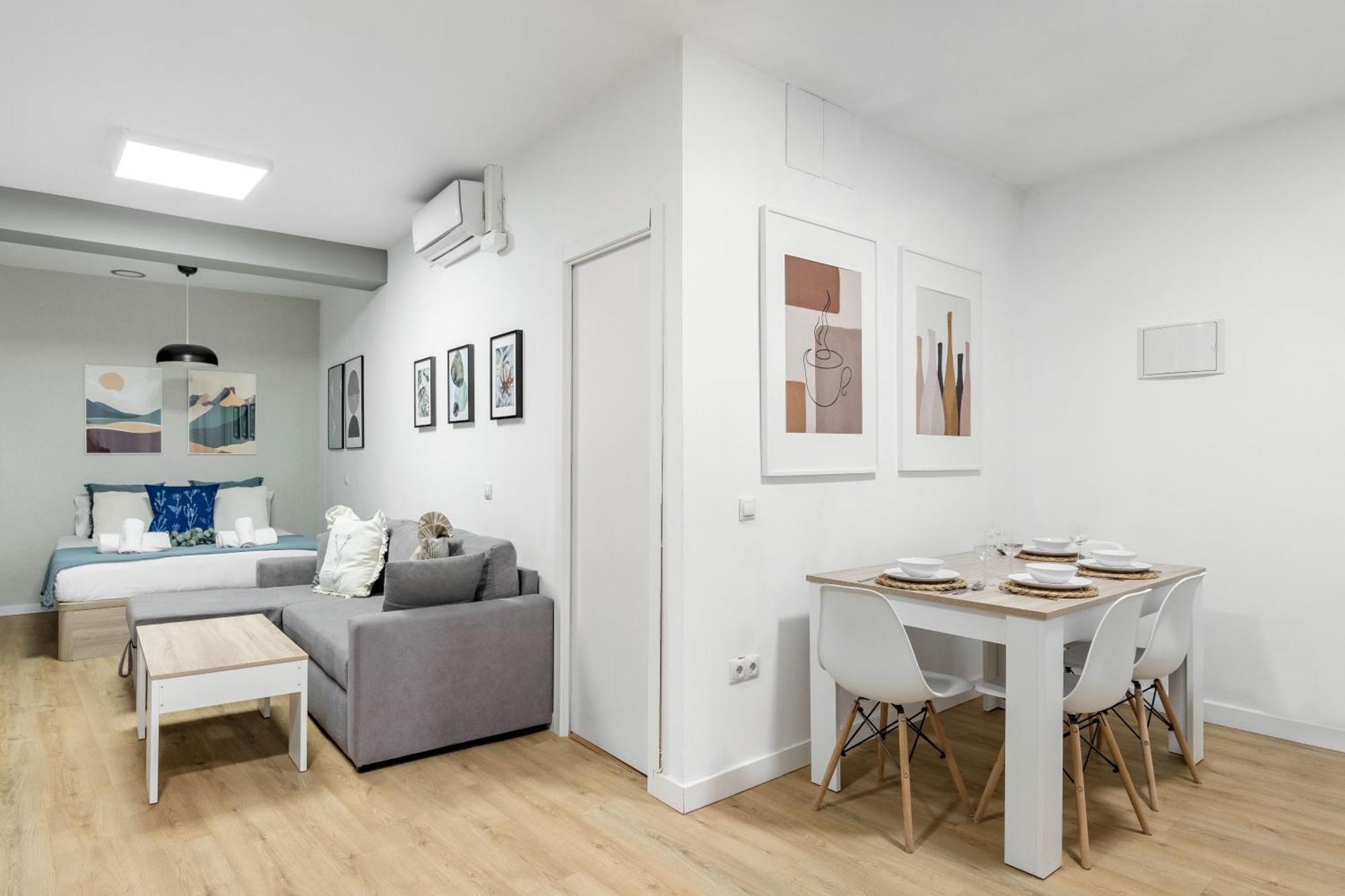 Charming Lucero Appartement Madrid Buitenkant foto