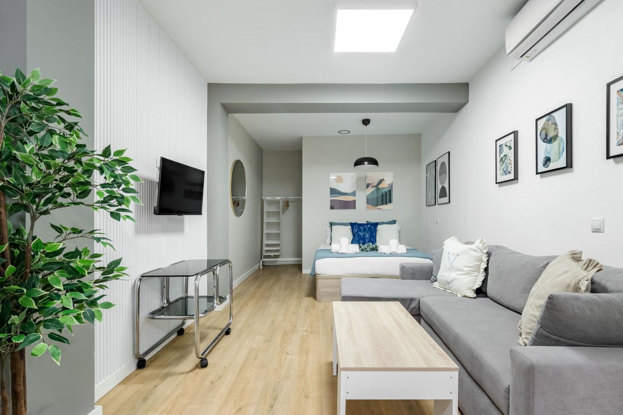 Charming Lucero Appartement Madrid Buitenkant foto