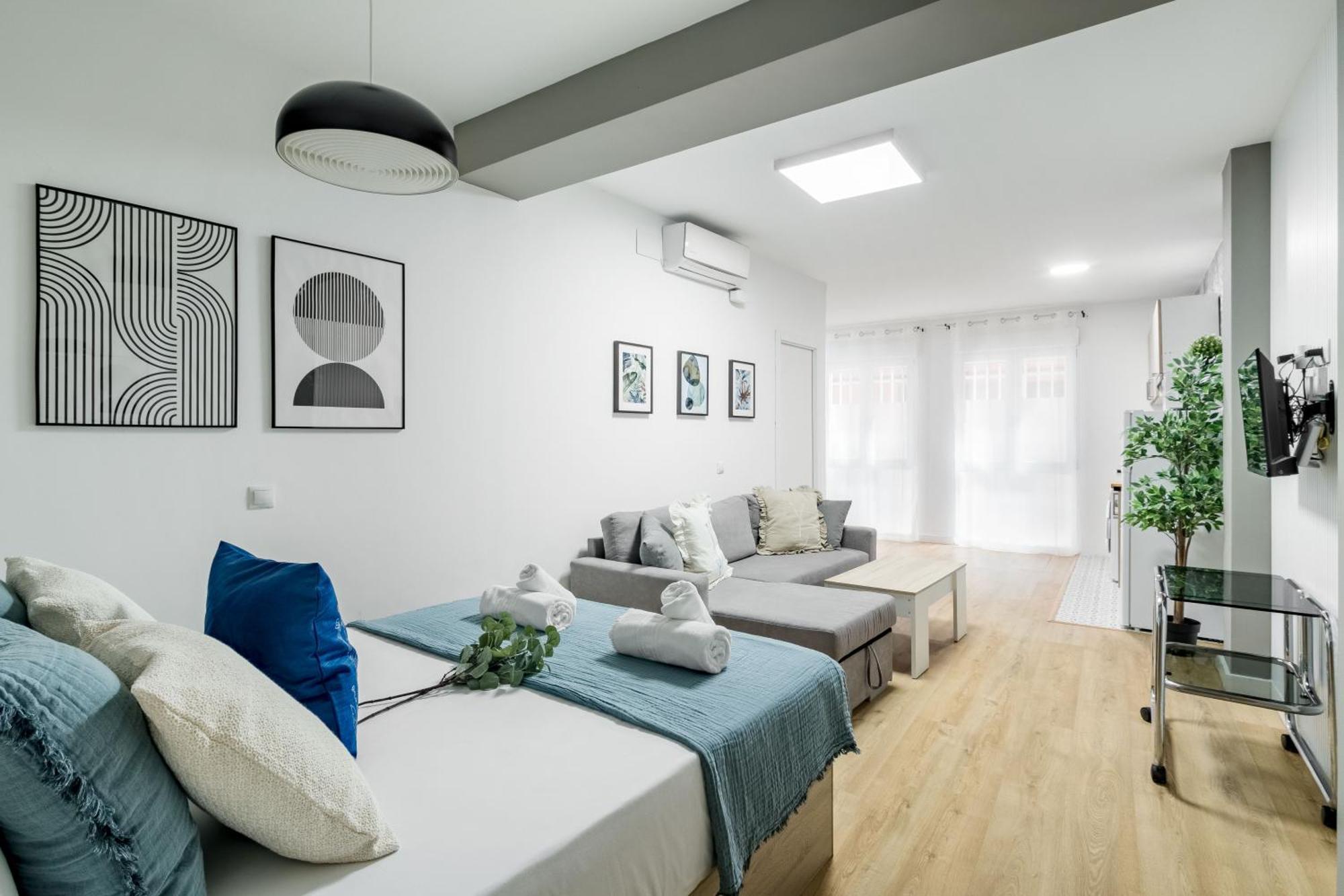 Charming Lucero Appartement Madrid Buitenkant foto