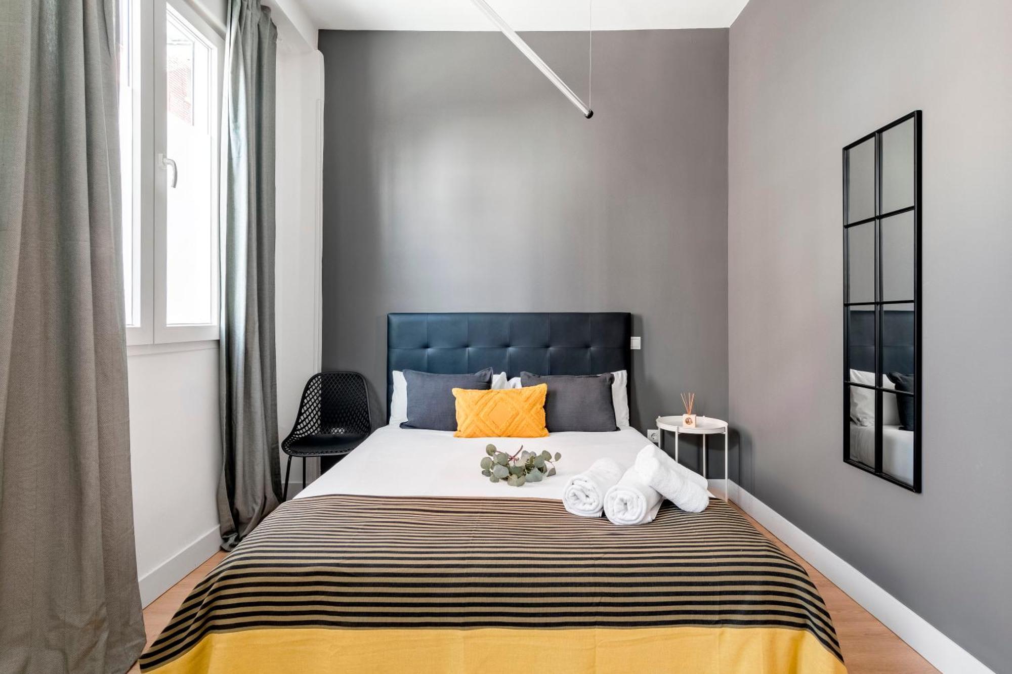 Charming Lucero Appartement Madrid Buitenkant foto